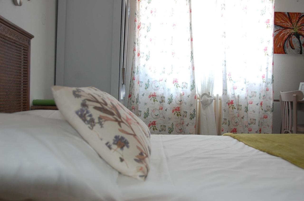 Bed and Breakfast Le Pont De La Loire Bourbon-Lancy Esterno foto