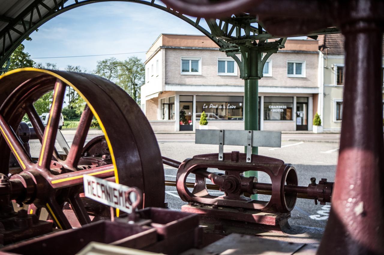 Bed and Breakfast Le Pont De La Loire Bourbon-Lancy Esterno foto