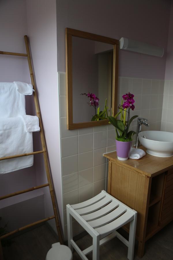 Bed and Breakfast Le Pont De La Loire Bourbon-Lancy Esterno foto