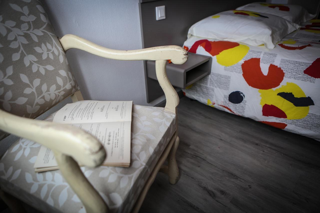 Bed and Breakfast Le Pont De La Loire Bourbon-Lancy Esterno foto